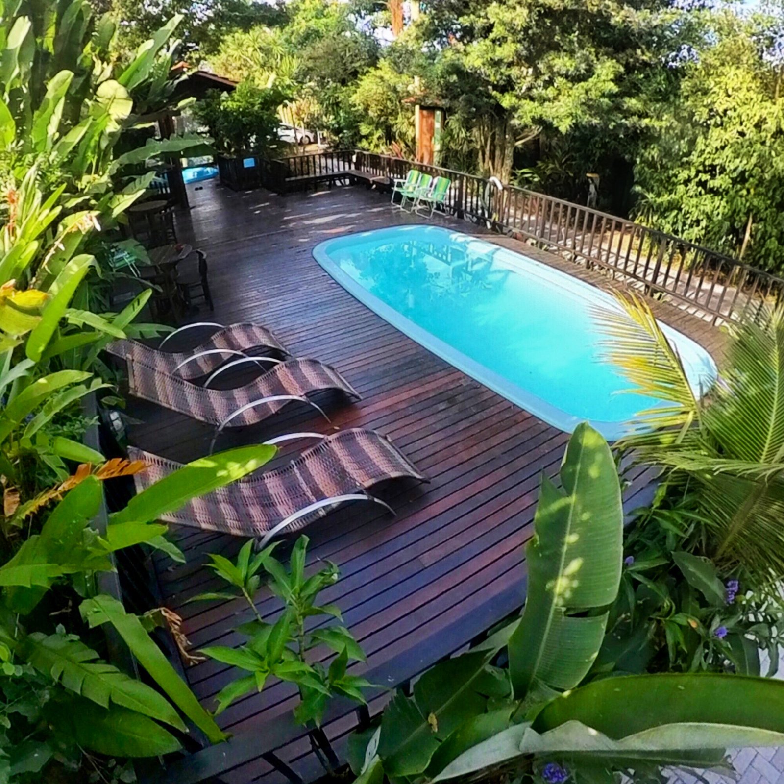 Piscina ao ar livre 3